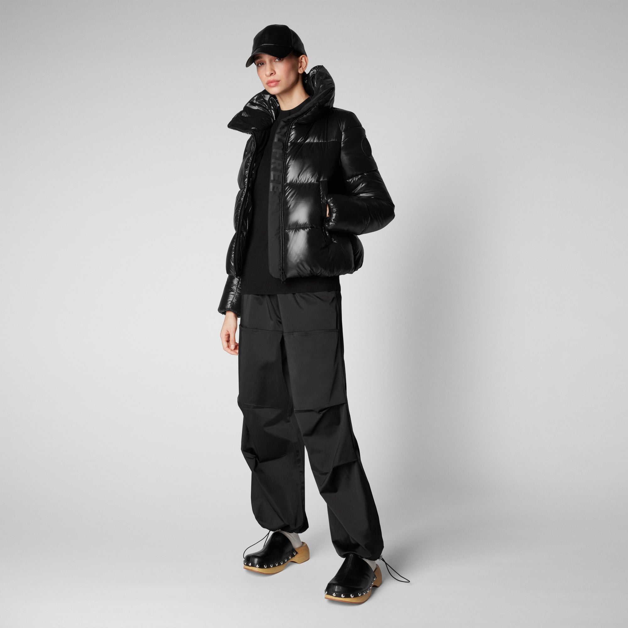 Women's Isla Puffer Jacket in Black