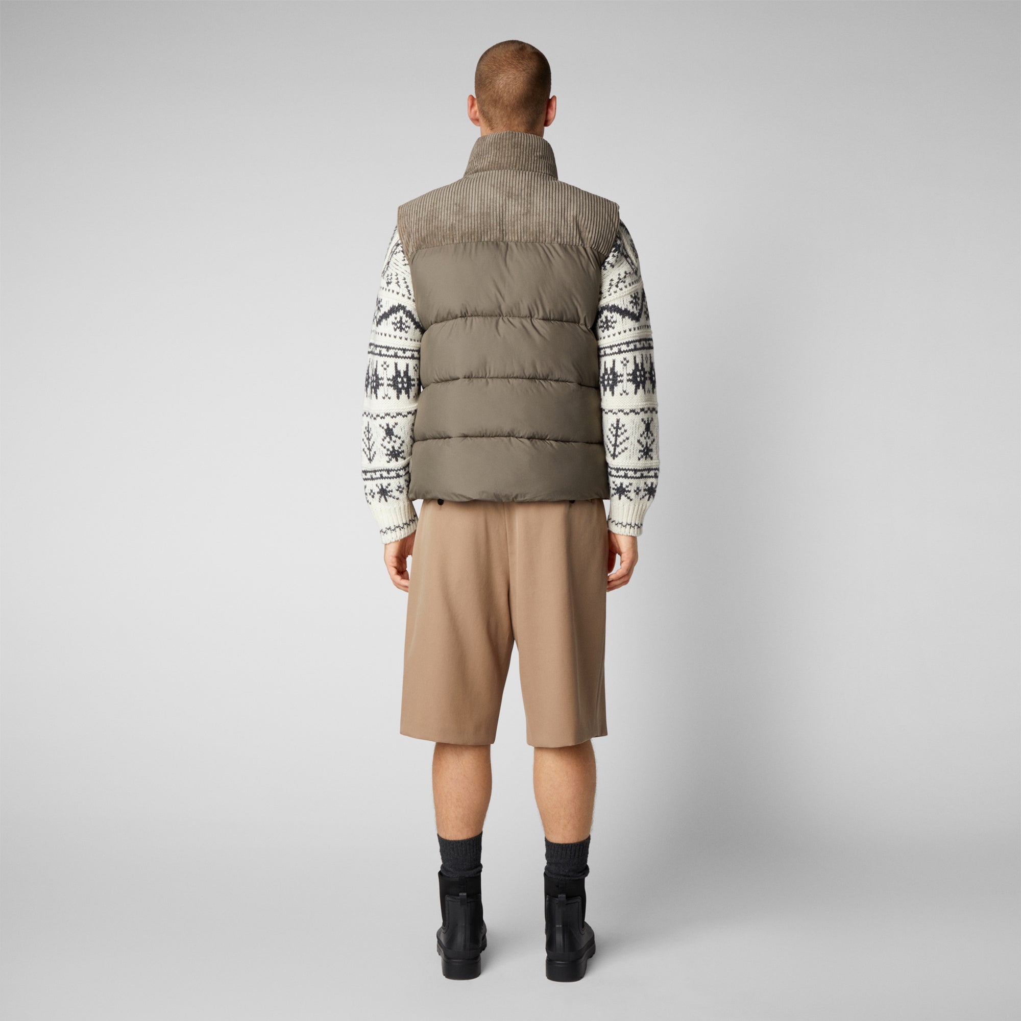 Men's Euryops Vest in Mud Grey