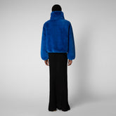 Veste réversible en fausse fourrure Jeon pour femmes en bleu baie | Sauvez le canard