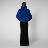 Veste réversible en fausse fourrure Jeon pour femmes en bleu baie | Sauvez le canard