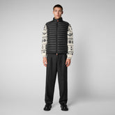 Gilet Puffer Adam pour Homme en noir - Nouvelles Arrivées | Sauvez le canard