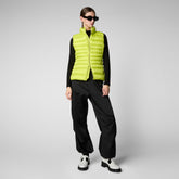 Gilet matelassé Lynn pour femme en vert lichen | Save The Duck