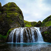 Waterfall on Rocks | Sauvez le canard